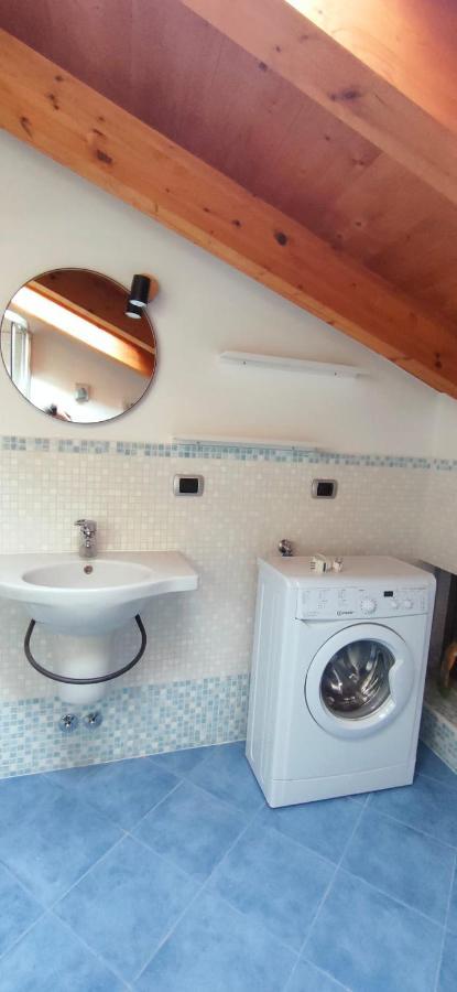 Apartmán Casa Marina Lovere Exteriér fotografie